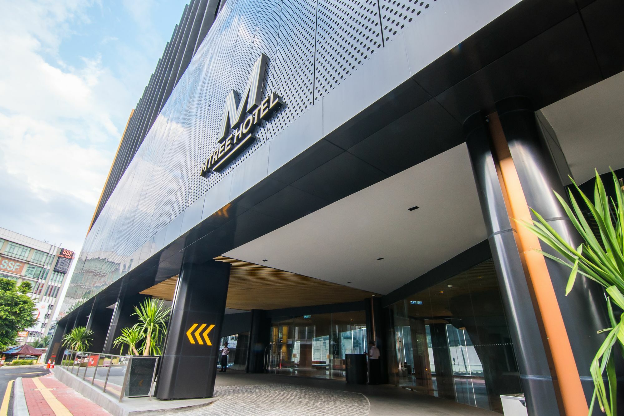 Mtree Hotel Puchong Exteriör bild